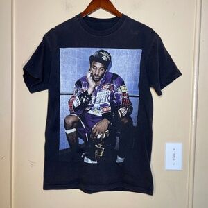 Vintage Kobe Bryan Black Graphic Tee with Iconic Print